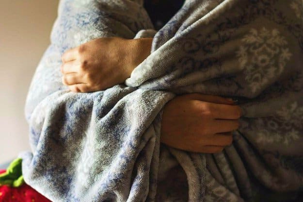 Gardez au chaud et au sec | Avertissement de tempête hivernale | Survivre à une tempête hivernale coincé à l'extérieur