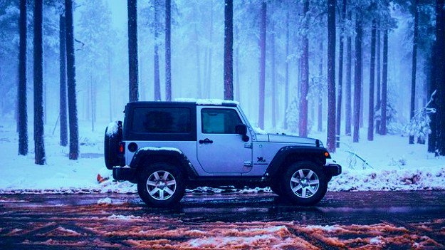 Restez à l'intérieur de votre voiture ou de votre tente pendant un avertissement de tempête hivernale | Avertissement de tempête hivernale | Survivre à une tempête hivernale coincé à l'extérieur